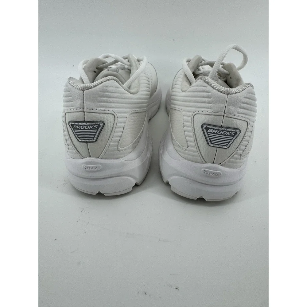 Brooks Addiction WLK Walker Women's Sz 8 Narrow Walking Shoes Sneakers White